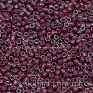 Бисер DB-1012 Miyuki Delica Beads 11/0 (радужный, малиновый темный)